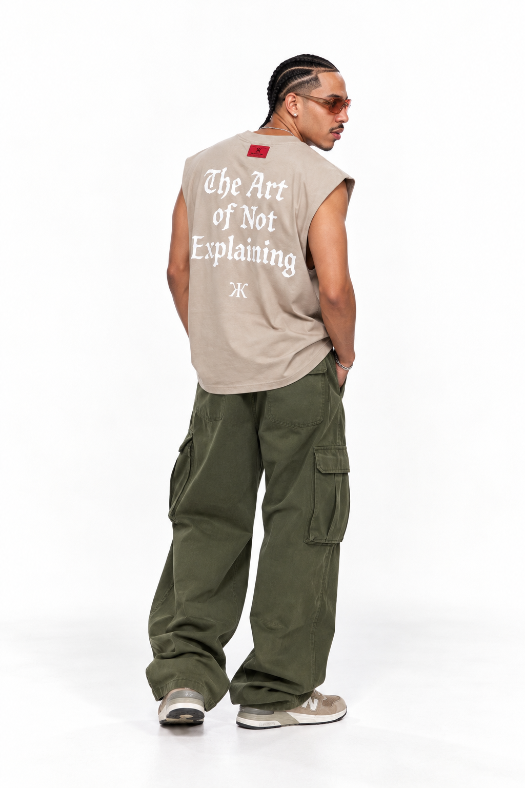 The Art of Not Explaining